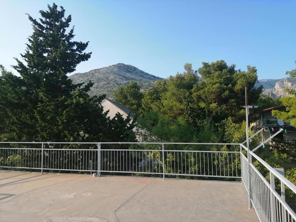 Holiday House Lara Starigrad Paklenica Exteriör bild