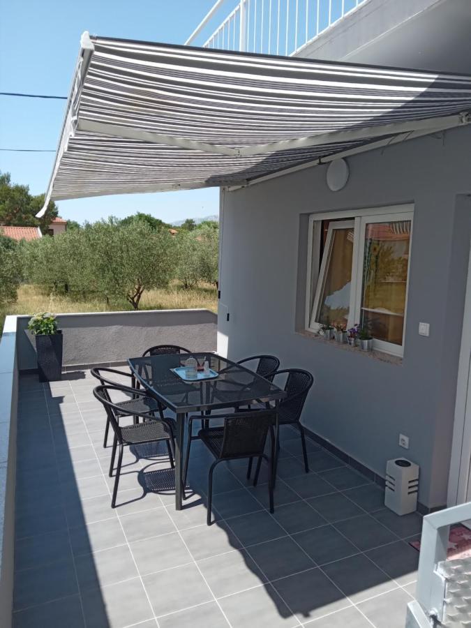Holiday House Lara Starigrad Paklenica Exteriör bild